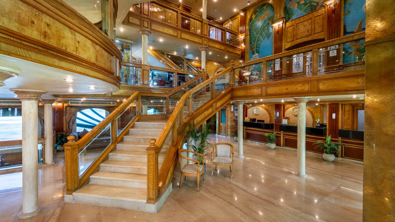 رحلة الباخرة شاتو لافاييت